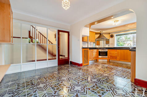 8626755-interiorW...