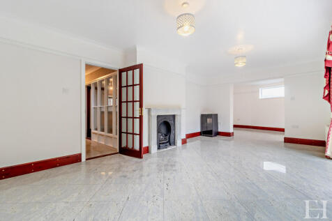 8626755-interiorW...