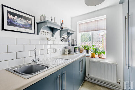 8652203-interiorW...