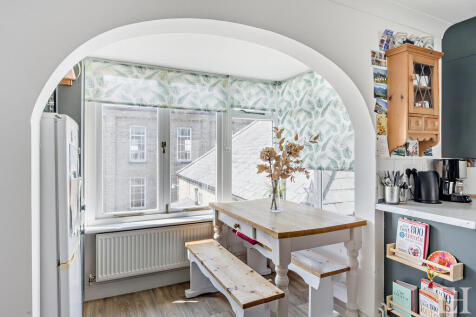 8652203-interiorW...