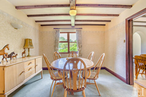 8652915-interiorW...