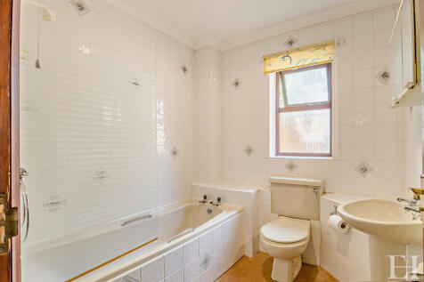 8652915-interiorW...