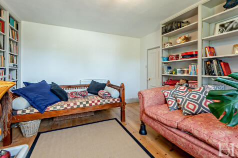 8651484-interiorW...