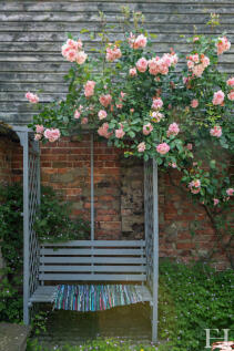 8651484-exteriorW...