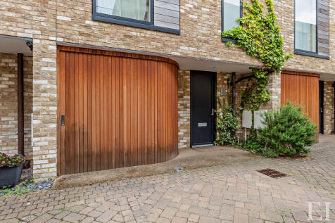 8646083-exteriorW...
