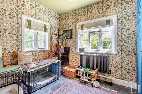 8654607-interiorW...