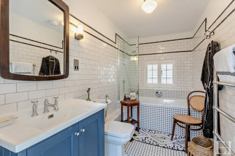 8654607-interiorW...