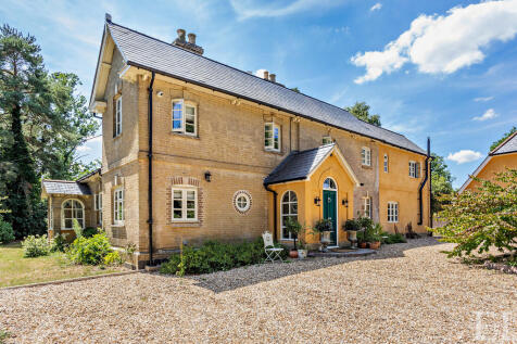 8654607-exteriorW...