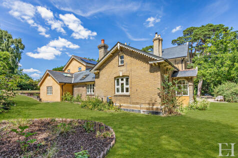 8654607-exteriorW...