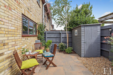 8656342-exteriorW...