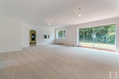 8658771-interiorW...