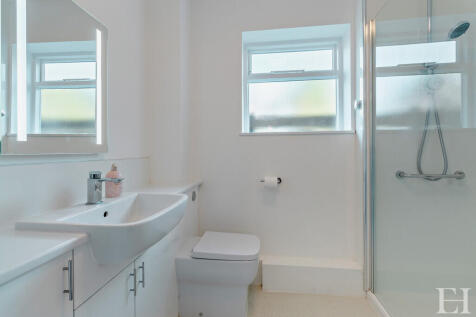 8658771-interiorW...