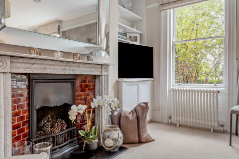 8657811-interior1...
