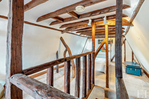 8658492-interiorW...