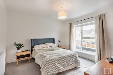 8660161-interiorW...
