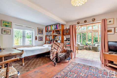 8661667-interiorW...