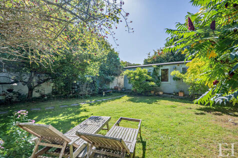 8663375-exteriorW...