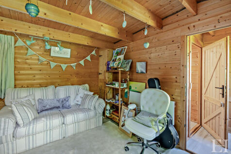 8663375-interiorW...
