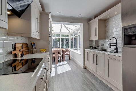 8656154-interior0...