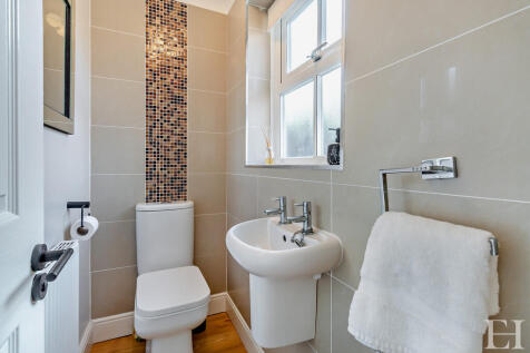 8656154-interiorW...