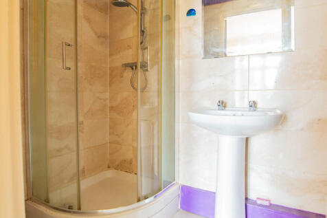 En-suite 2
