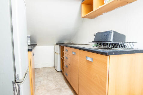 Attic Kitchen 
