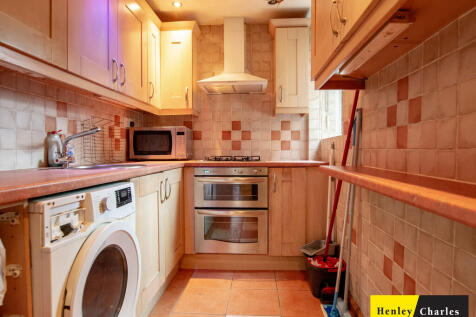 29 grav kitchen 1