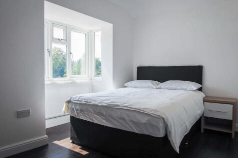 bedroom 3 reservo...