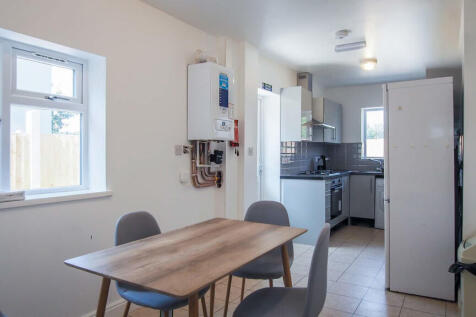 dining area reser...