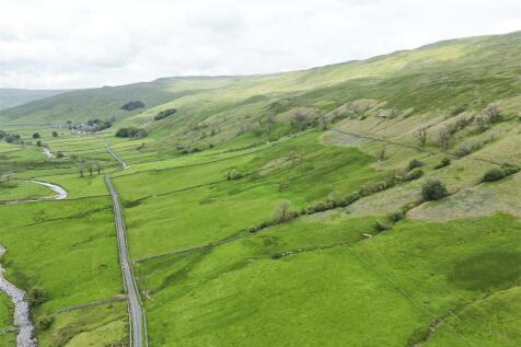 LOT 1 - Land at Littondale (360 acres)_0047.jpg