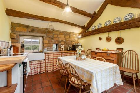 Cottage - Kitchen .jpg