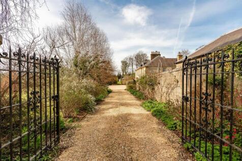 Front gates and drive