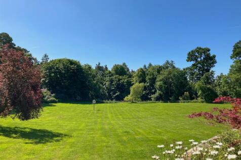 Garden/paddock