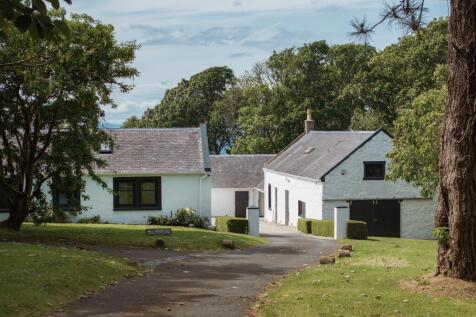 Driveway in to Drumbain