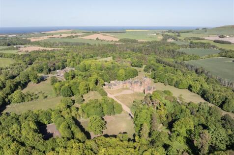 Ayton Castle