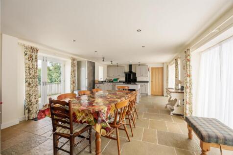 The Old Barn - Open Plan Sitting Room and Dining A