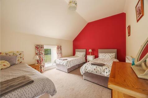 The Old Barn - Guest Bedroom (Sleeps 4)
