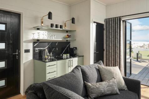 The Tideline Lodge - Lounge