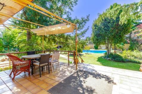 Private garden