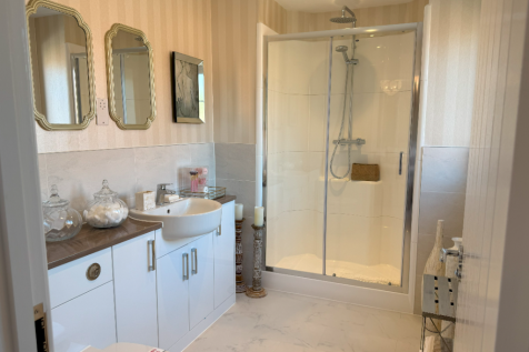 Show House En-suite