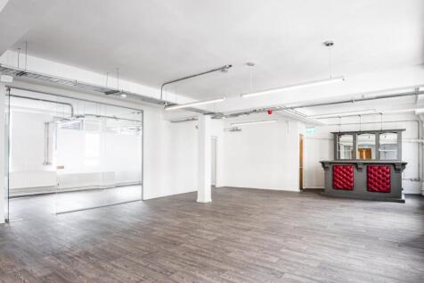 Universal Hse 34F  Low Res 20.jpg