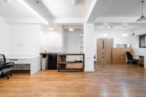 Ment House UB2  Low Res 12.jpg