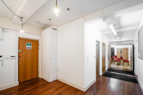 Ment House UB2  Low Res 4.jpg