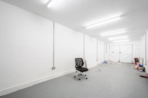 Hackney Rd 237  Low Res 12.jpg