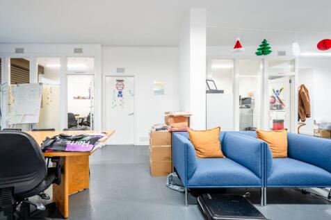 Heneage St 37  Low Res 7.jpg