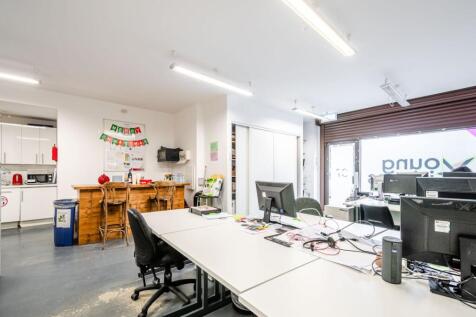 Heneage St 37  Low Res 12.jpg