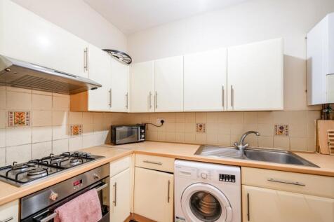 Cambridge Heath Rd 493  Low Res 8.jpg