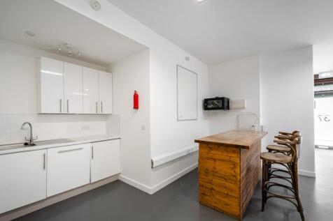 Heneage St 37 NEW  Low Res 5.jpg