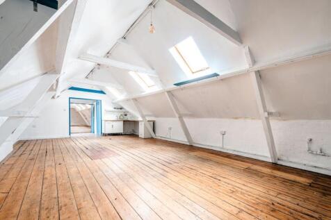 Mile End Rd 88 Unit 5  Low Res 11.jpg