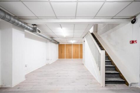 Cambridge Heath Rd 493  13.jpg